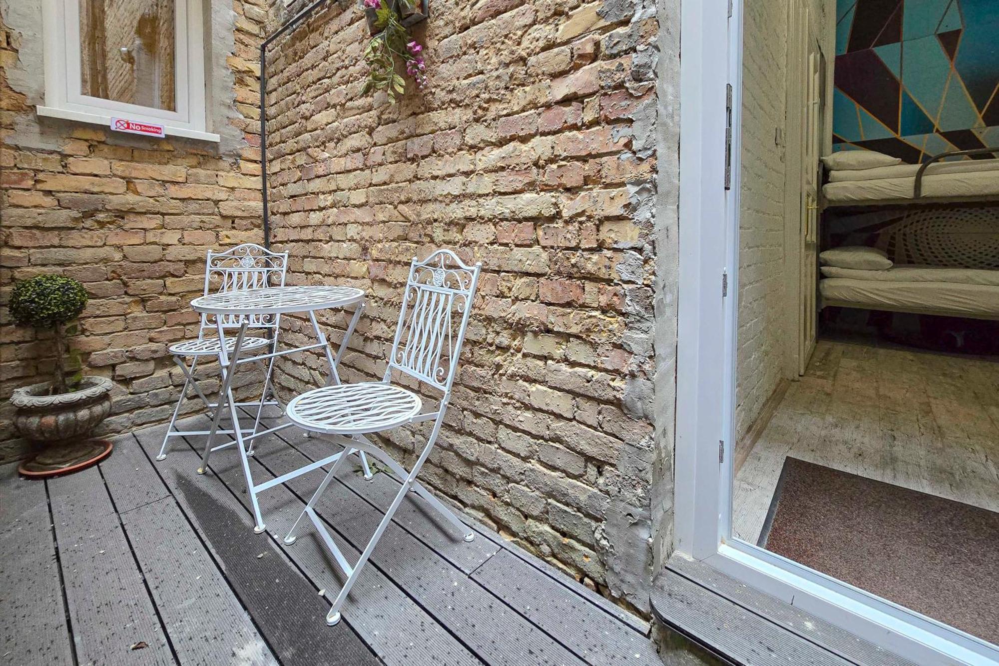 Wolf Apartment With Terrace Budapest Extérieur photo